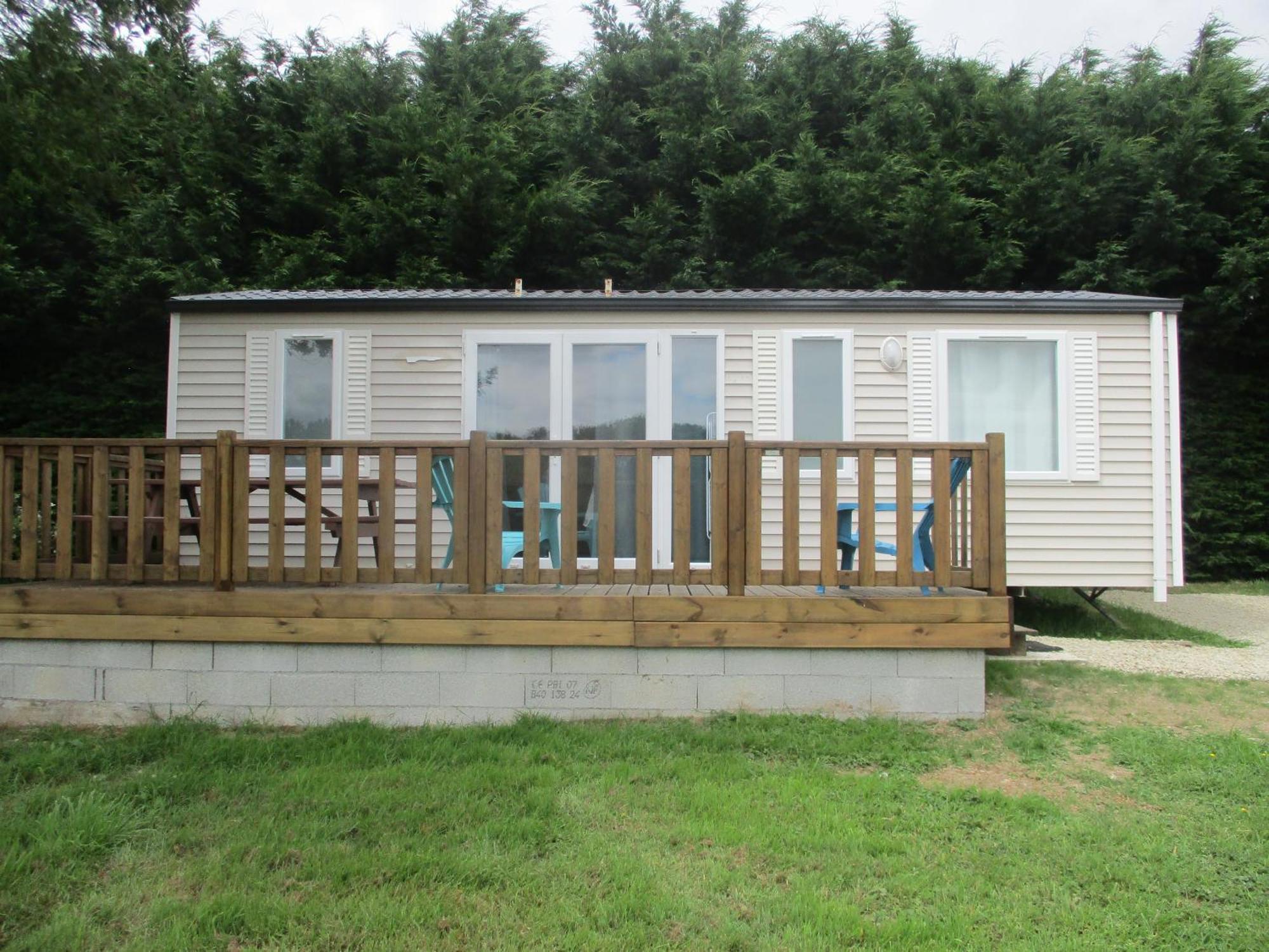 Les Mobile Home De Kerroyal Garlan Exterior photo