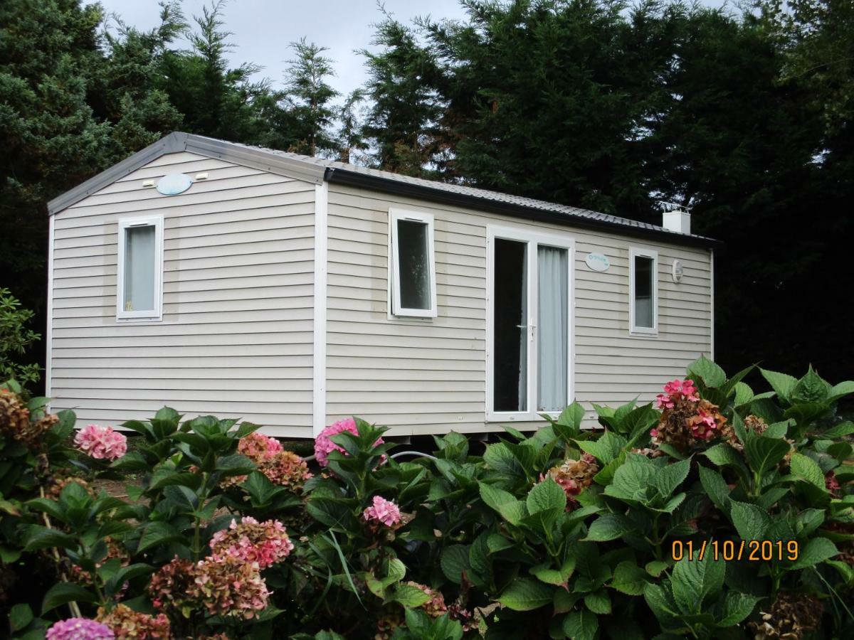 Les Mobile Home De Kerroyal Garlan Exterior photo